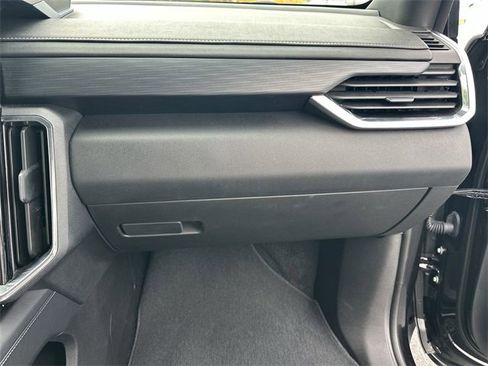 Certified 2025 GMC Acadia Elevation image 29