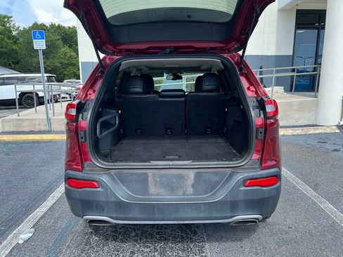 Used 2017 Jeep Cherokee Limited AWD/4WD image 7