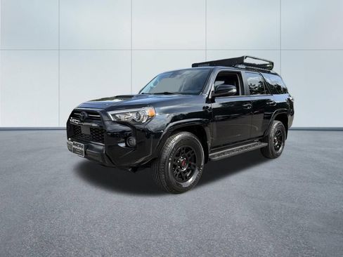 Used 2021 Toyota 4Runner Venture w/ Moonroof Package AWD/4WD image 2