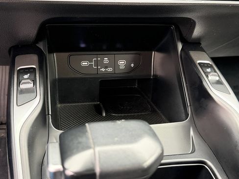 Used 2024 Kia Sorento S AWD/4WD image 27