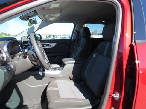 Used 2023 Chevrolet Blazer LT w/ Driver Confidence Package image 12