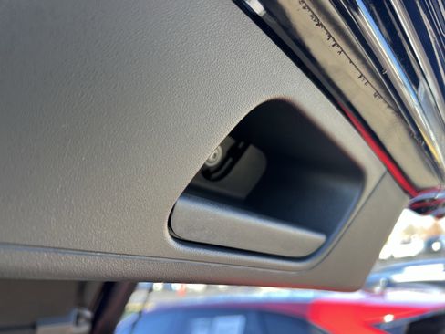 Used 2020 Jaguar E-PACE image 37