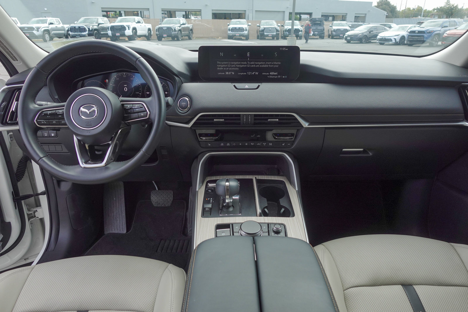 Used 2024 MAZDA CX-90 Plug-In Hybrid w/ Preferred AWD/4WD image 13