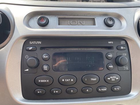 Used 2004 Saturn ION Level 3 image 29