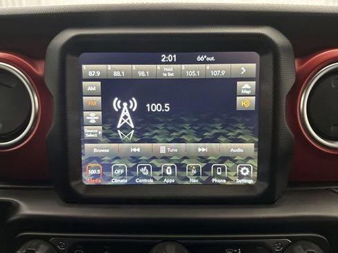 Used 2022 Jeep Wrangler Unlimited Rubicon w/ Steel Bumper Group AWD/4WD image 16