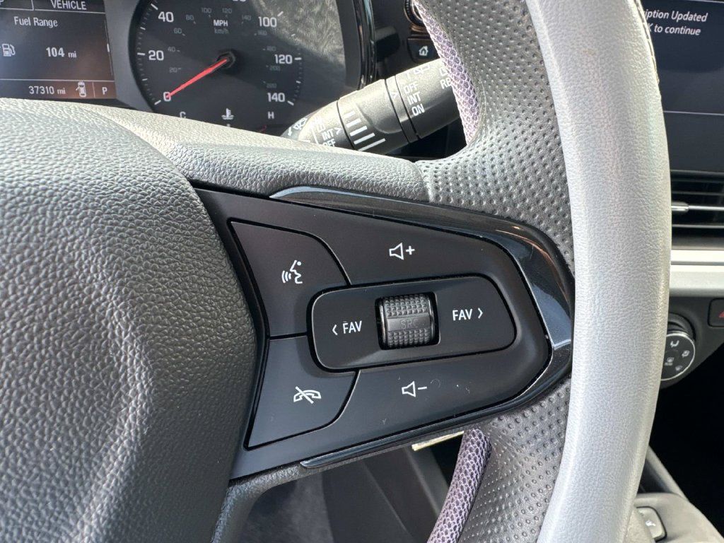 Used 2024 Chevrolet Trax LS FWD image 23