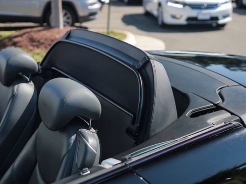 Used 2005 Mercedes-Benz SL 500 image 30
