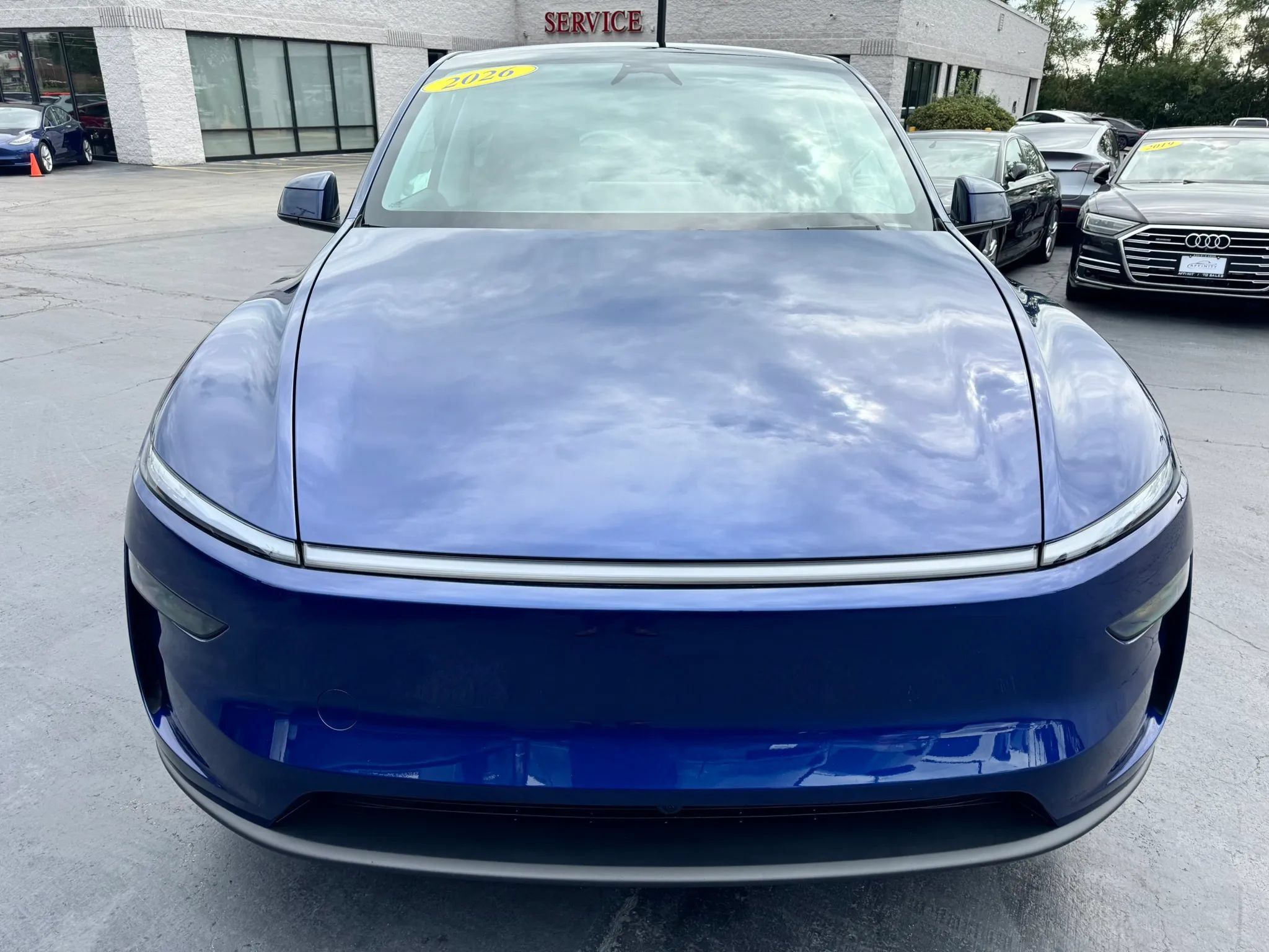 Used 2026 Tesla Model Y Long Range AWD/4WD image 8
