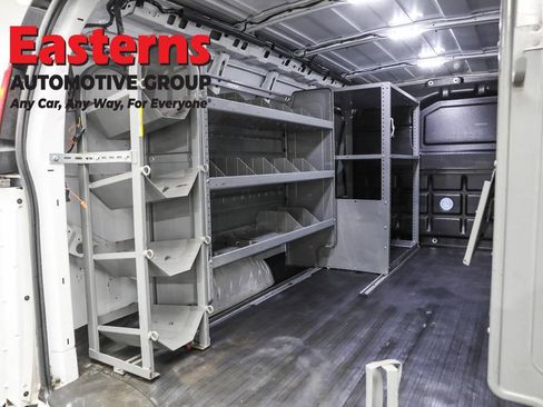 Used 2018 Chevrolet Express 2500 w/ Driver Convenience Package RWD image 21