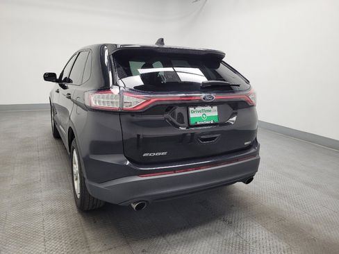 Used 2015 Ford Edge SE image 5