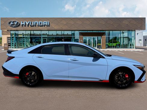 New 2026 Hyundai Elantra N FWD image 9
