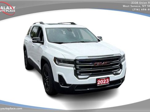 Used 2023 GMC Acadia AT4 w/ Technology Package AWD/4WD image 3