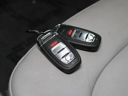 Used 2013 Audi A4 2.0T Premium Plus AWD/4WD image 10