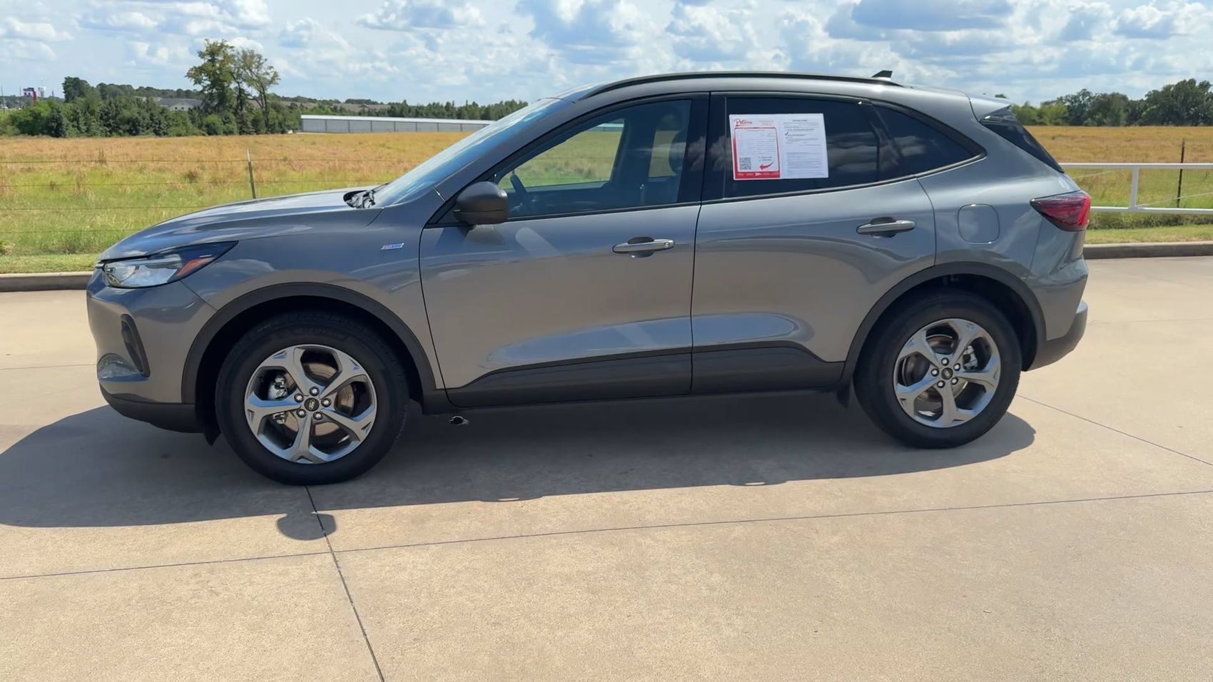 Used 2025 Ford Escape ST-Line AWD/4WD image 6