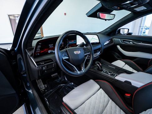 Used 2025 Cadillac CT5 V Blackwing w/ Carbon Fiber 2 Package image 40