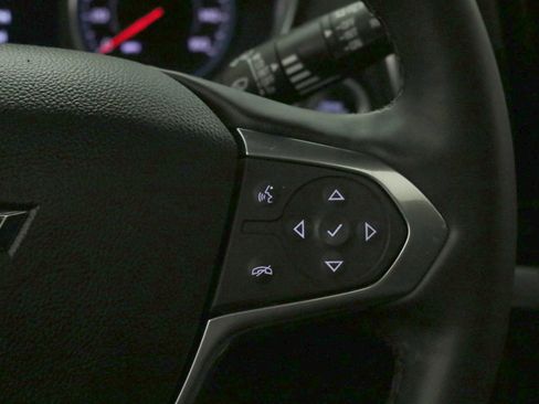 Used 2023 Chevrolet Traverse RS image 14