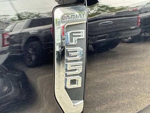 Used 2019 Ford F350 Lariat w/ Lariat Ultimate Package AWD/4WD image 16