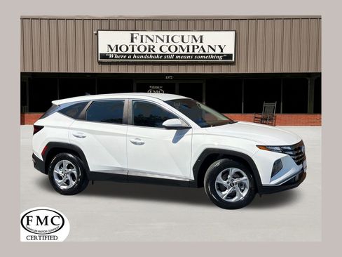 Used 2024 Hyundai Tucson SE FWD image 1