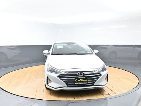 Used 2020 Hyundai Elantra SE w/ Cargo Package (C1) FWD image 3