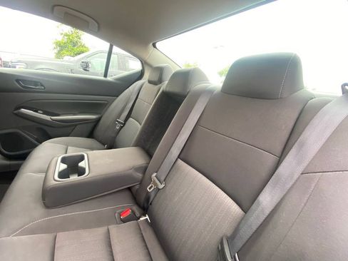 Used 2023 Nissan Altima 2.5 SV FWD image 23