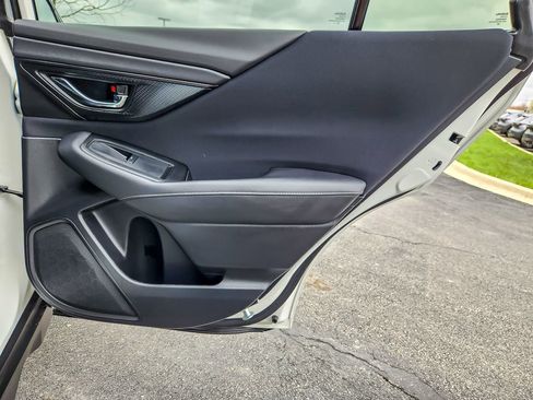 Certified 2025 Subaru Outback Premium w/ Popular Package #1A image 19