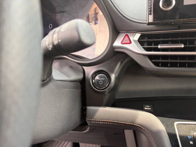 Certified 2025 Toyota Sienna Limited AWD/4WD image 30