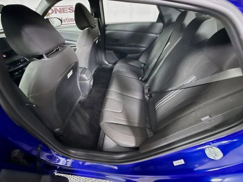Certified 2025 Hyundai Elantra Sport FWD image 26