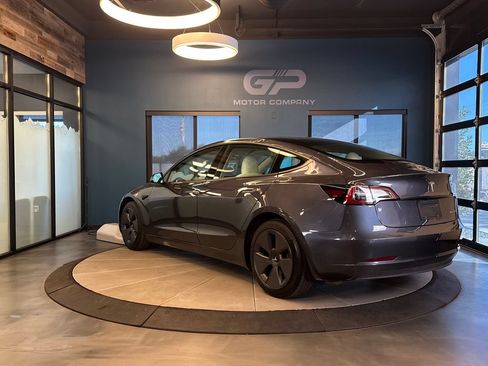 Used 2022 Tesla Model 3 Long Range AWD/4WD image 5