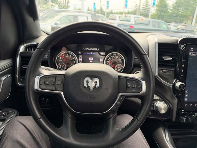 Used 2024 RAM 1500 Laramie AWD/4WD image 27