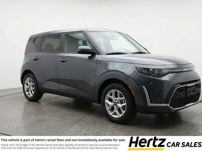Used 2025 Kia Soul LX w/ LX Technology Package