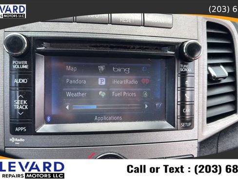 Used 2013 Toyota Venza XLE AWD/4WD image 16