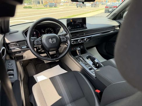 Used 2022 Honda Civic Sport image 12