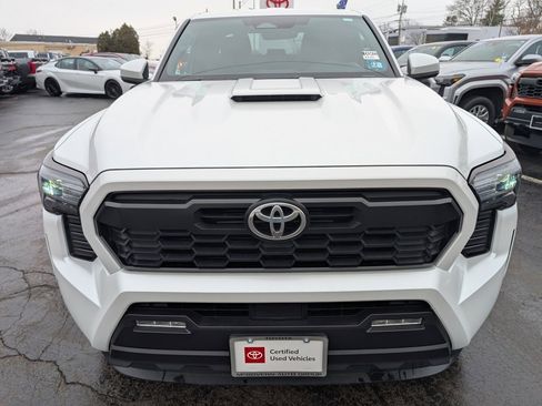 Certified 2025 Toyota Tacoma TRD Sport image 11