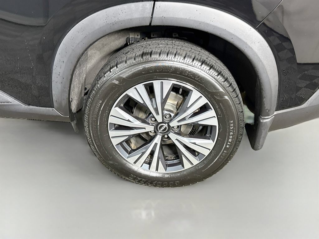 Certified 2023 Nissan Rogue SV AWD/4WD image 32