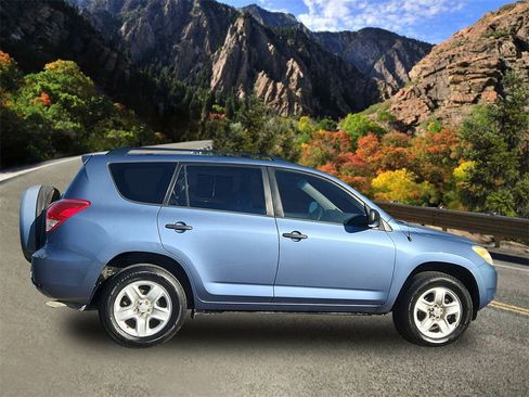 Used 2007 Toyota RAV4 2WD V6 image 2