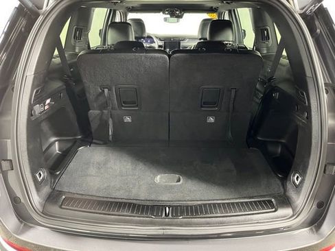 Used 2023 Jeep Grand Cherokee L Laredo image 38