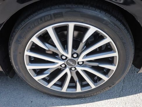 Used 2020 Lincoln Continental AWD w/ Premium Package image 65