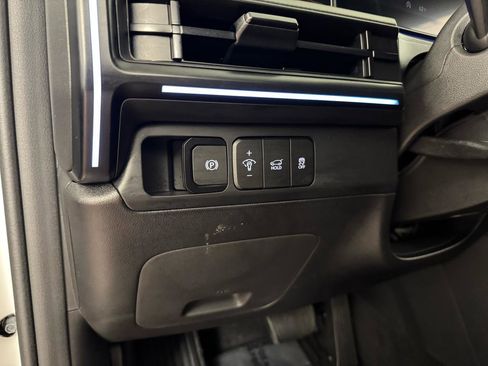Used 2025 Hyundai Santa Fe Calligraphy image 19
