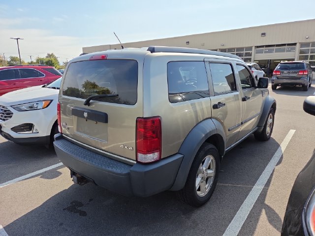 Used 2007 Dodge Nitro SXT AWD/4WD image 4
