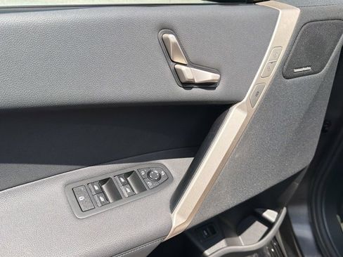 Certified 2025 BMW iX xDrive50 AWD/4WD image 18