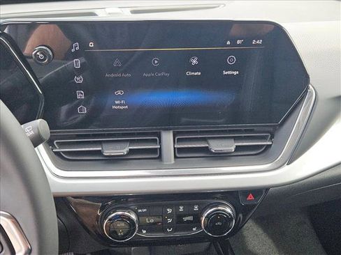 New 2026 Chevrolet Trax LT w/ Driver Confidence Package image 12