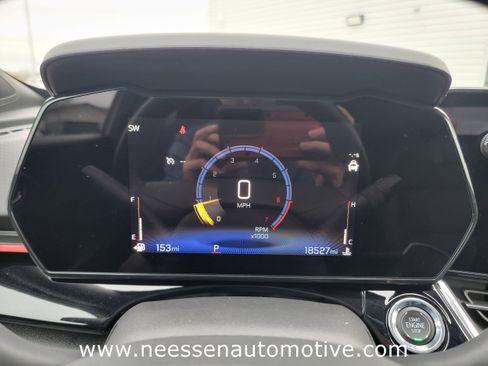 Used 2025 Chevrolet Trax RS image 20