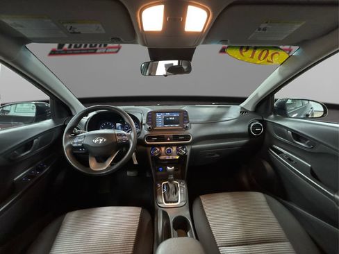 Used 2019 Hyundai Kona SE image 25
