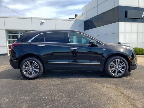 Used 2025 Cadillac XT5 Premium Luxury image 8