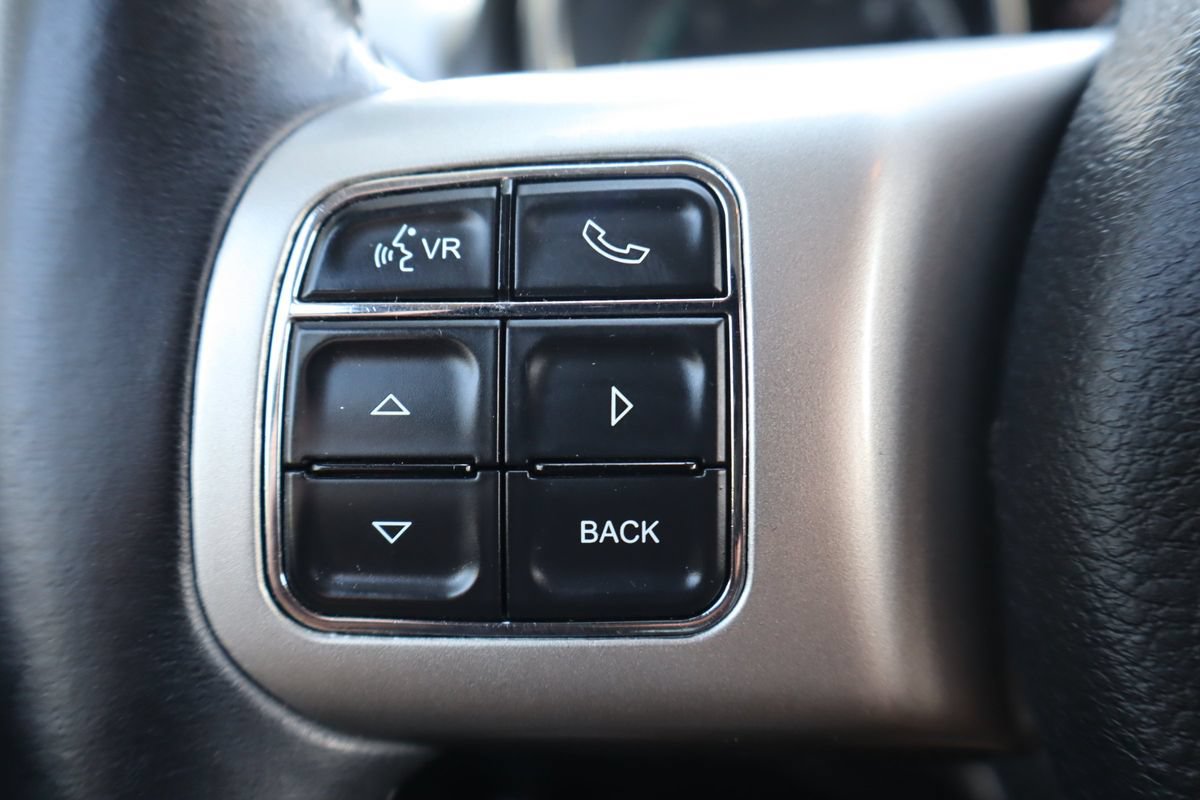 Used 2012 Jeep Grand Cherokee Laredo AWD/4WD image 30