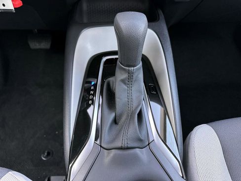 Used 2026 Toyota Corolla LE image 28