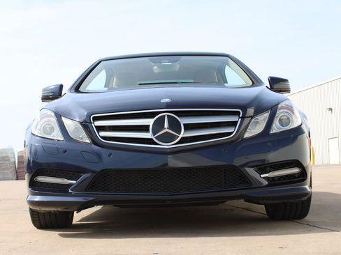 Used 2012 Mercedes-Benz E 550 Cabriolet image 26
