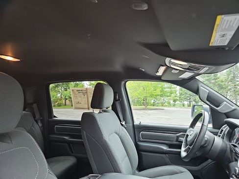 Used 2022 RAM 1500 Big Horn AWD/4WD image 13