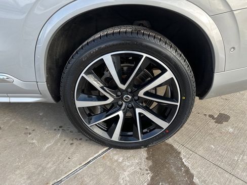 Certified 2023 Volvo XC90 B5 Plus w/ Protection Package Premier image 21