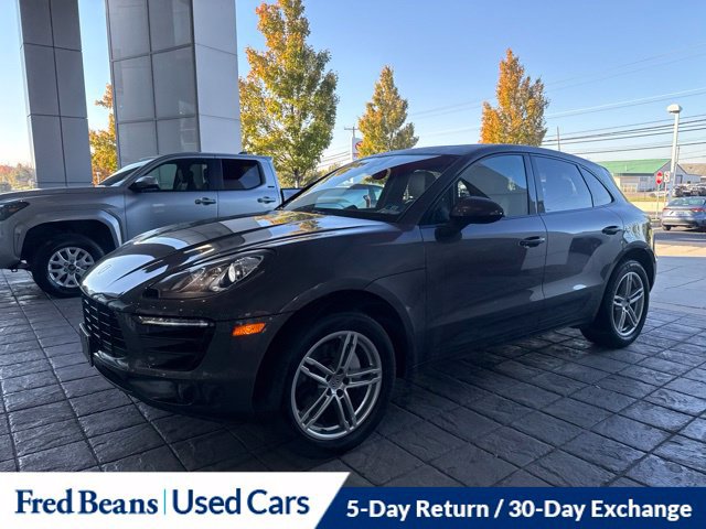 Used 2018 Porsche Macan AWD/4WD image 18